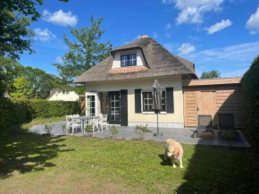 Modern Vakantiehuis op Loopafstand van de Zee in Kamperland